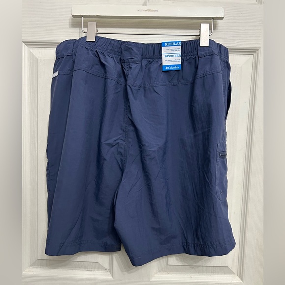 Columbia Navy Blue Shorts women’s size 1X - Picture 3 of 4